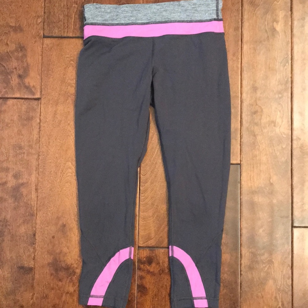 Lululemon crop leggings